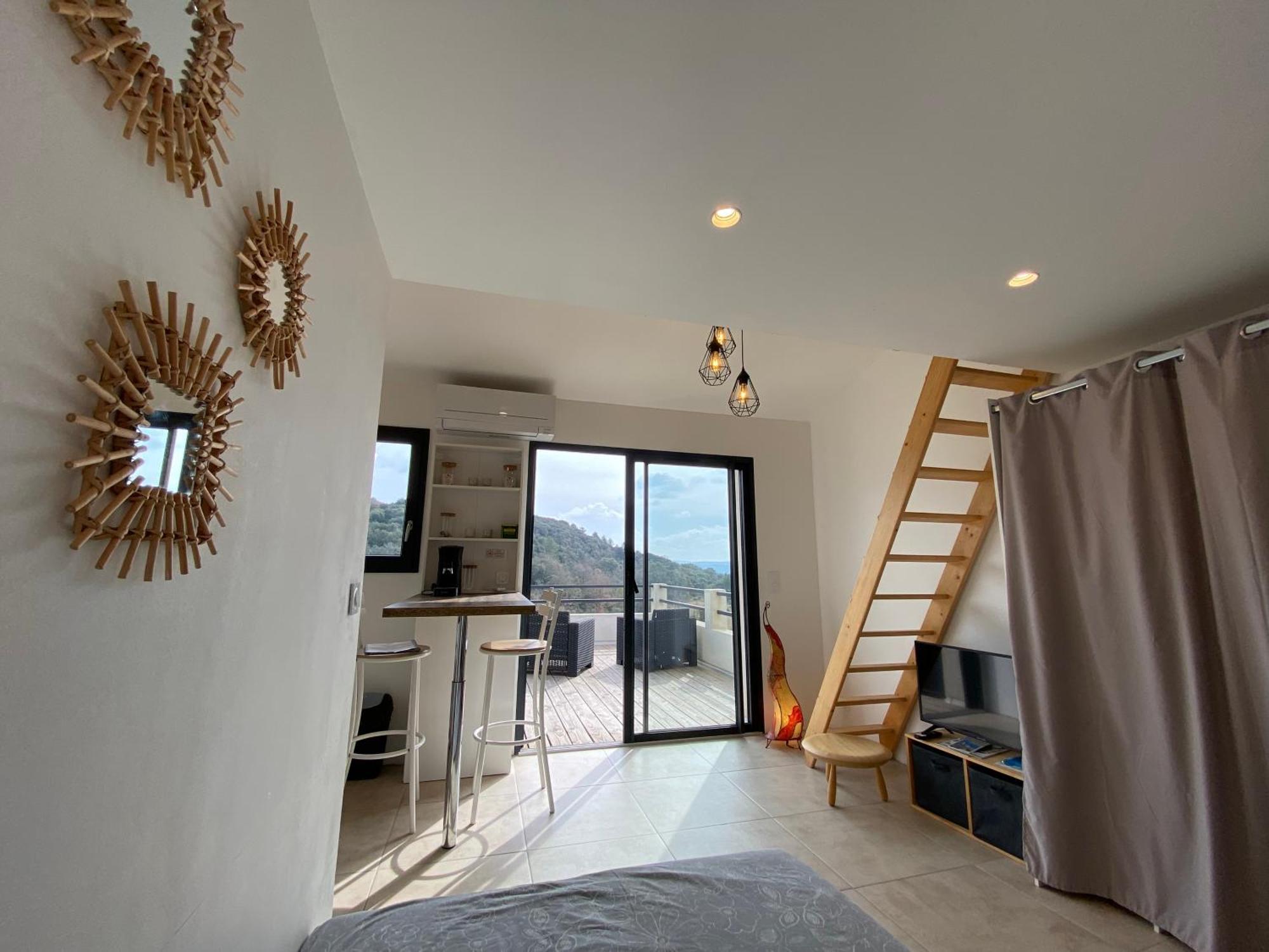Studio Au Calme, Grande Terrasse Avec Vue Vallee Ginasservis Eksteriør bilde